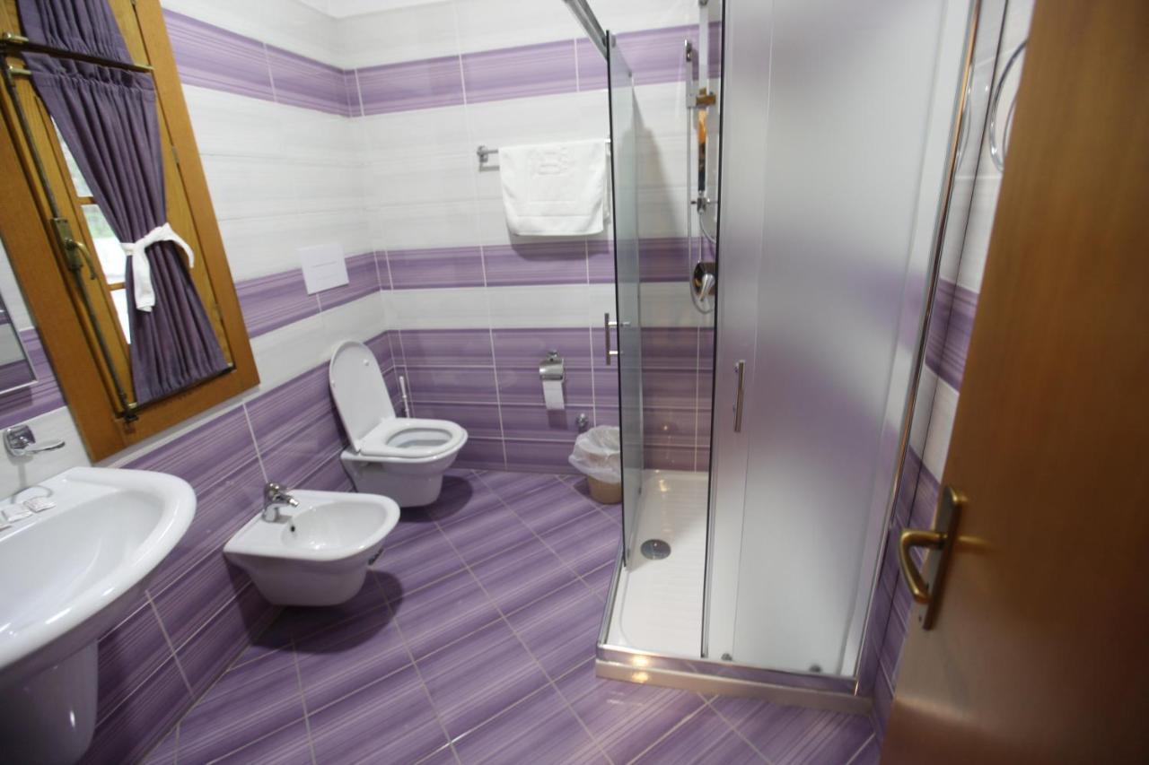 Hotel Sofo Dukat Dış mekan fotoğraf