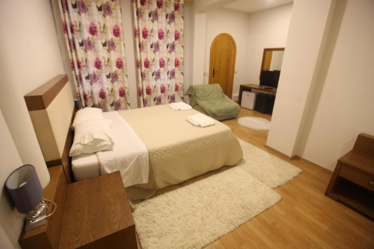Hotel Sofo Dukat Dış mekan fotoğraf