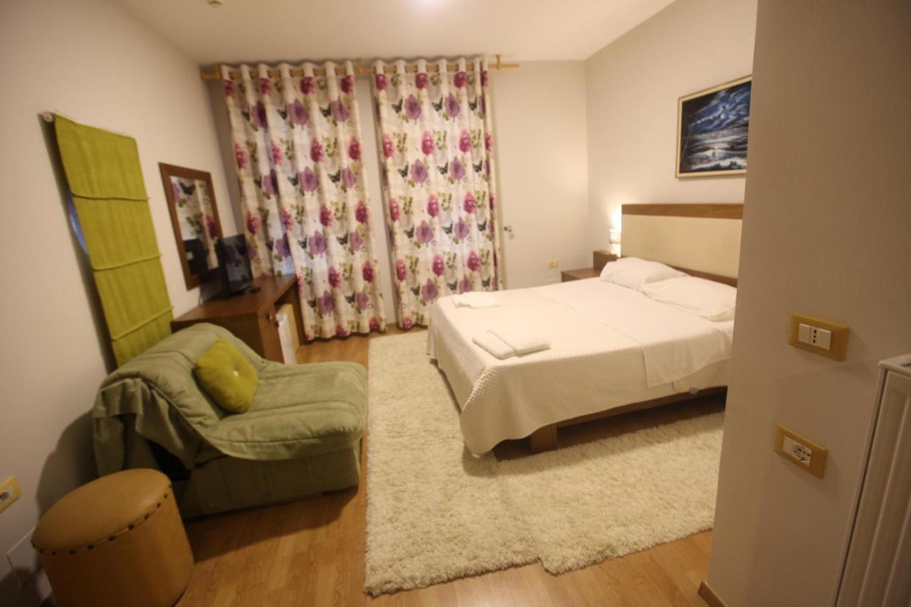 Hotel Sofo Dukat Dış mekan fotoğraf