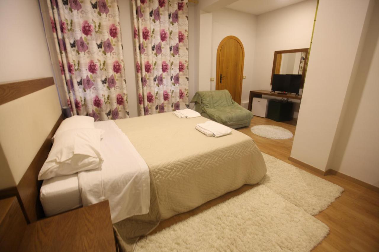 Hotel Sofo Dukat Dış mekan fotoğraf