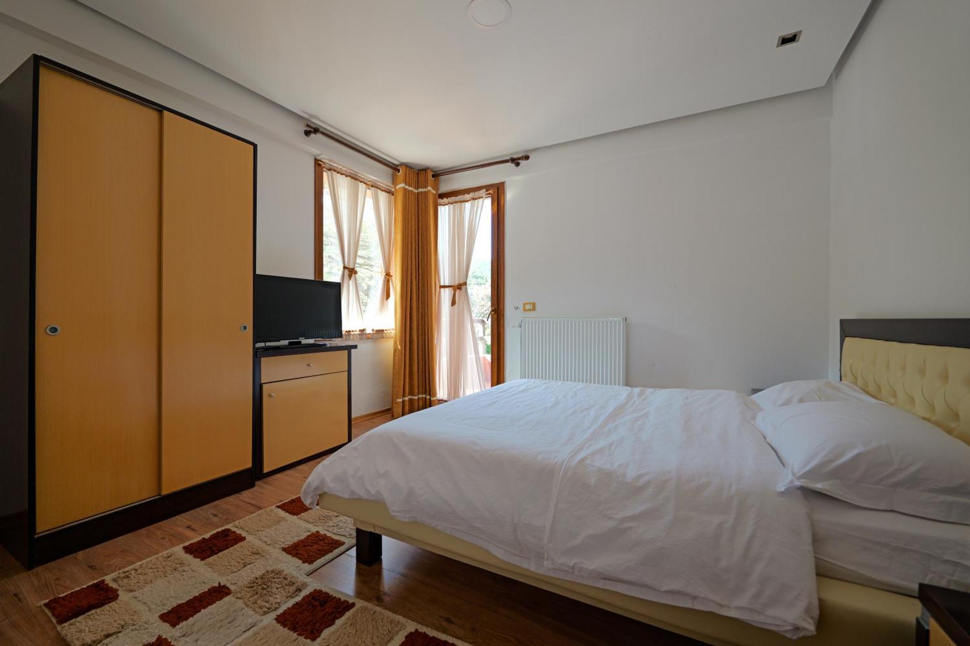Hotel Sofo Dukat Dış mekan fotoğraf